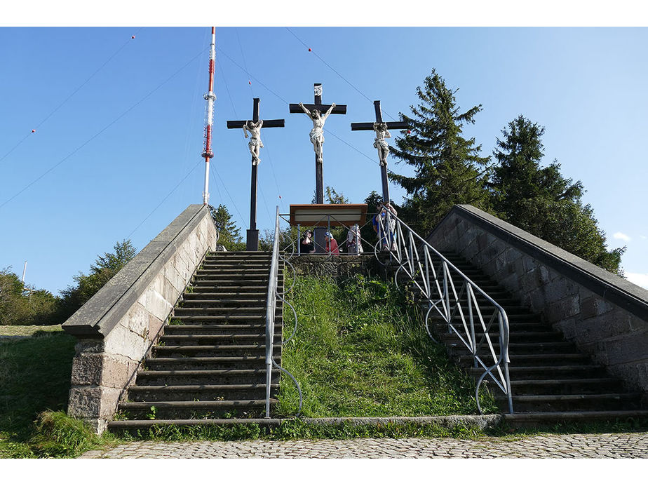 Sankt Crescentius on Tour in Ostheim und auf dem Kreuzberg (Foto: Karl-Franz Thiede)